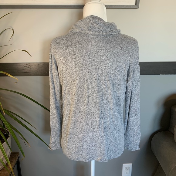 THE CHILDRES PLACE sweater thumb holes - Picture 11 of 11